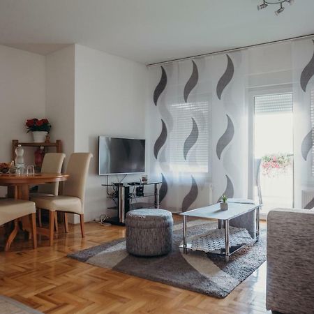 Apartman "Joka" Ðakovo 외부 사진