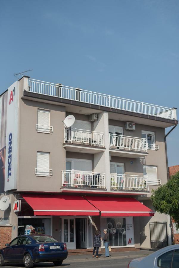Apartman "Joka" Ðakovo 외부 사진